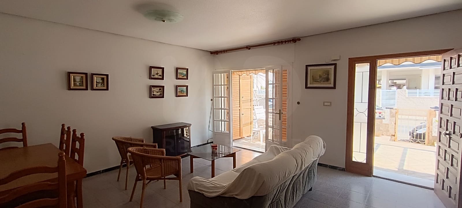 5 soveværelse Byhus til salg i Santa Pola - € 290.000 (Ref: 10145677)