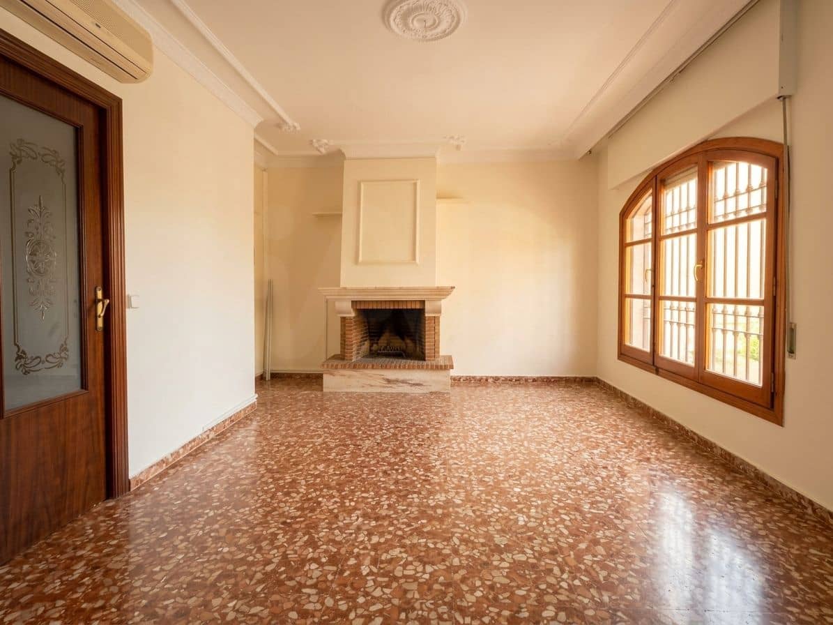 Adosado de 3 habitaciones en Lucena en venta - 169.100 € (Ref: 10145681)