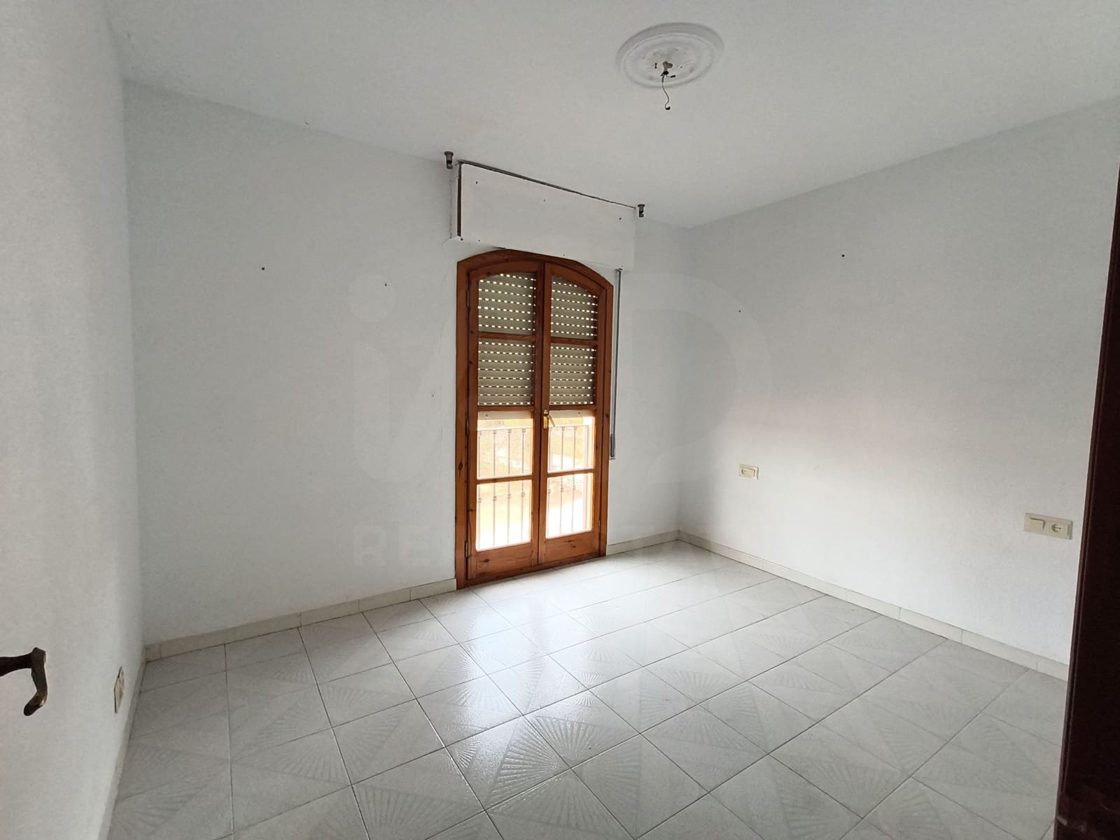 Adosado de 3 habitaciones en Lucena en venta - 169.100 € (Ref: 10145681)