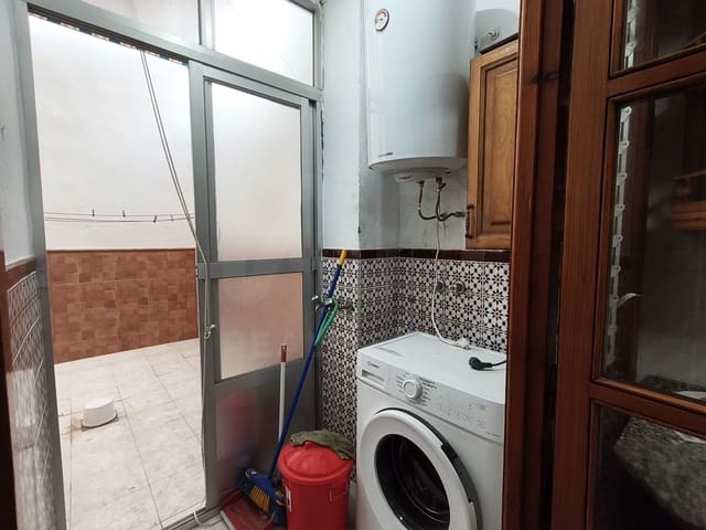 Adosado de 3 habitaciones en Lucena en venta - 169.100 € (Ref: 10145681)