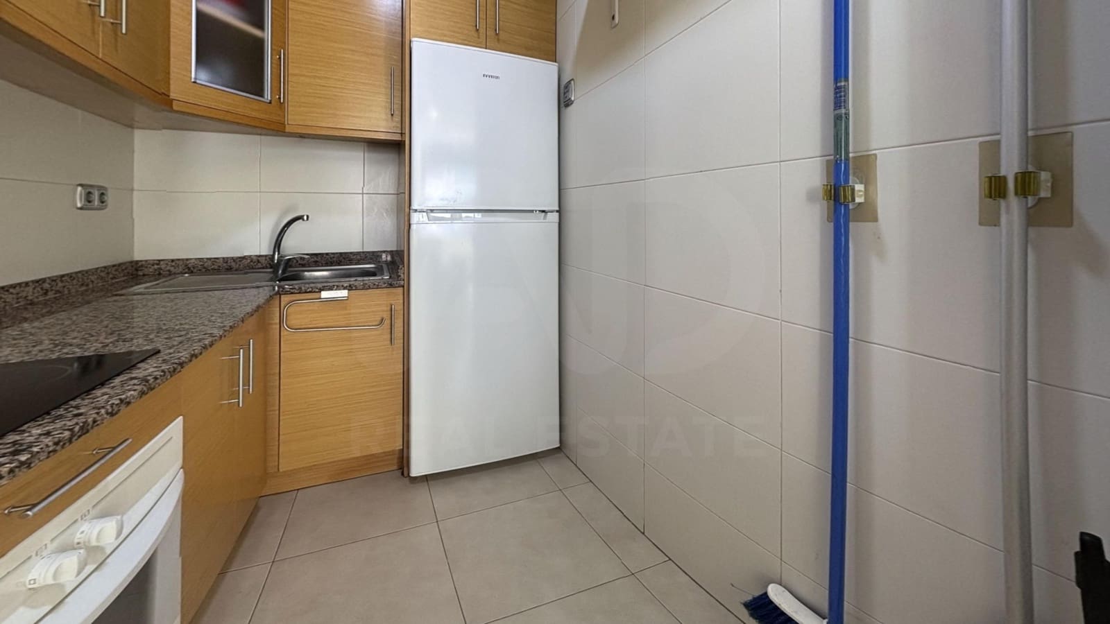 1 quarto Apartamento para venda em Alicante cidade com piscina garagem - 175 000 € (Ref: 10145686)