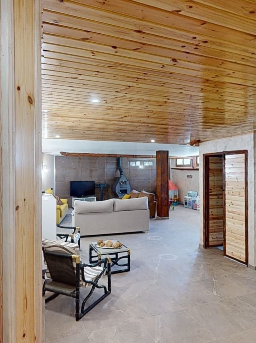 5 bedroom Townhouse for sale in Castiello de Jaca with garage - € 795,000 (Ref: 10145688)