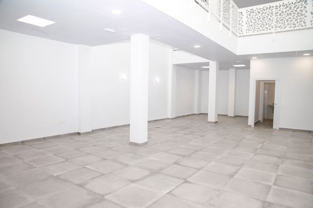 Commercieel te huur in Benacazón - € 1.400 (Ref: 10145690)