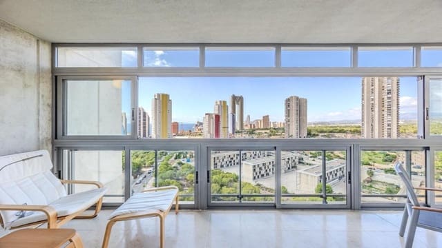 Apartamento de 2 habitaciones en Benidorm en alquiler con piscina garaje - 1.400 € (Ref: 10145691)