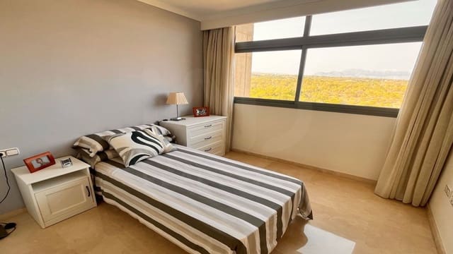 Apartamento de 2 habitaciones en Benidorm en alquiler con piscina garaje - 1.400 € (Ref: 10145691)