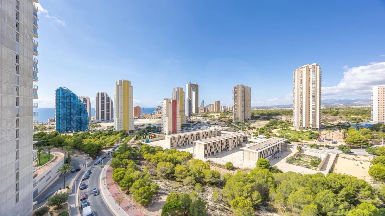 2 soveværelse Lejlighed til leje i Benidorm med swimmingpool garage - € 1.400 (Ref: 10145691)