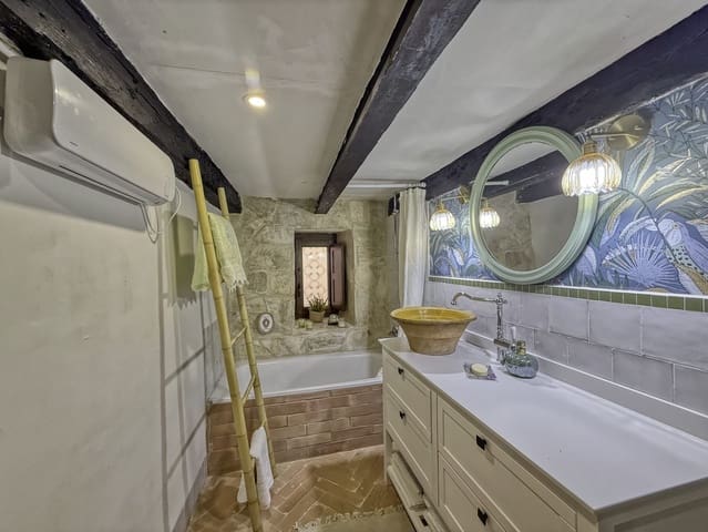 4 makuuhuone Omakotitalo myytävänä paikassa Rubielos de Mora - 259 000 € (Ref: 10145692)