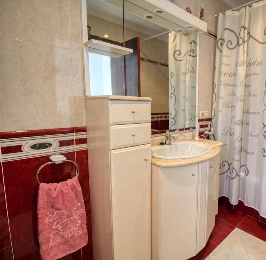 Hus till salu i Oliva - 220 000 € (Ref: 10145693)