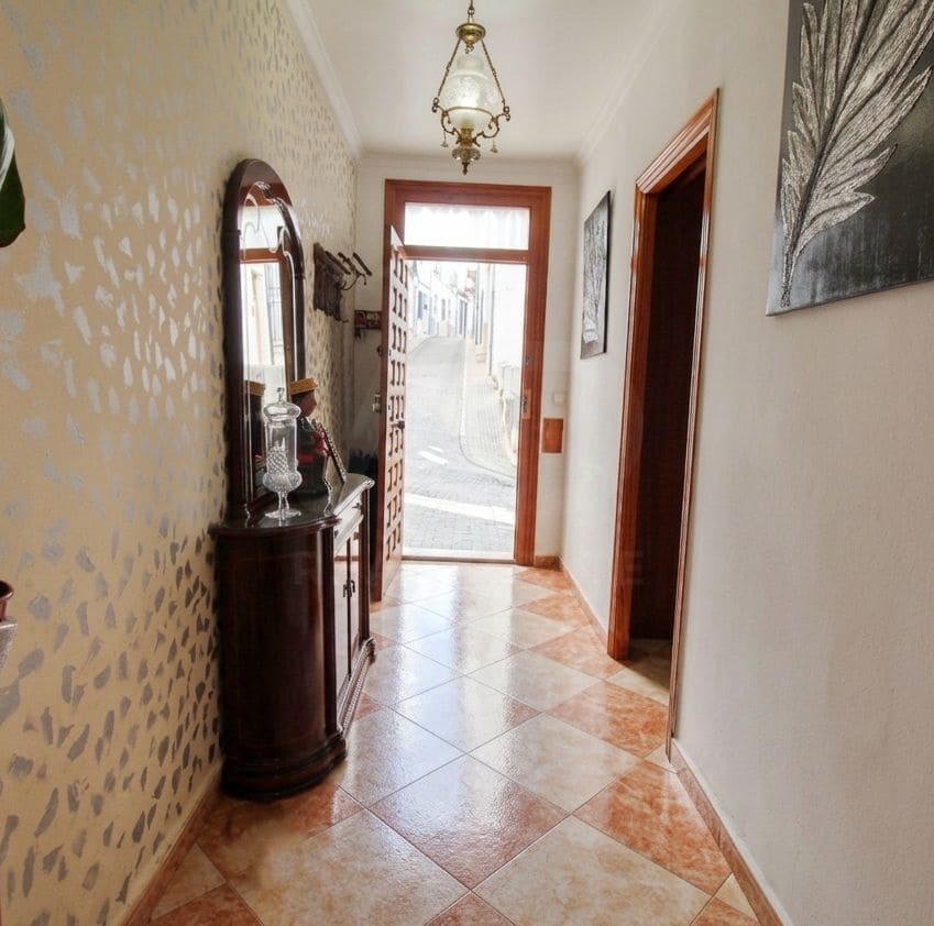 Hus till salu i Oliva - 220 000 € (Ref: 10145693)