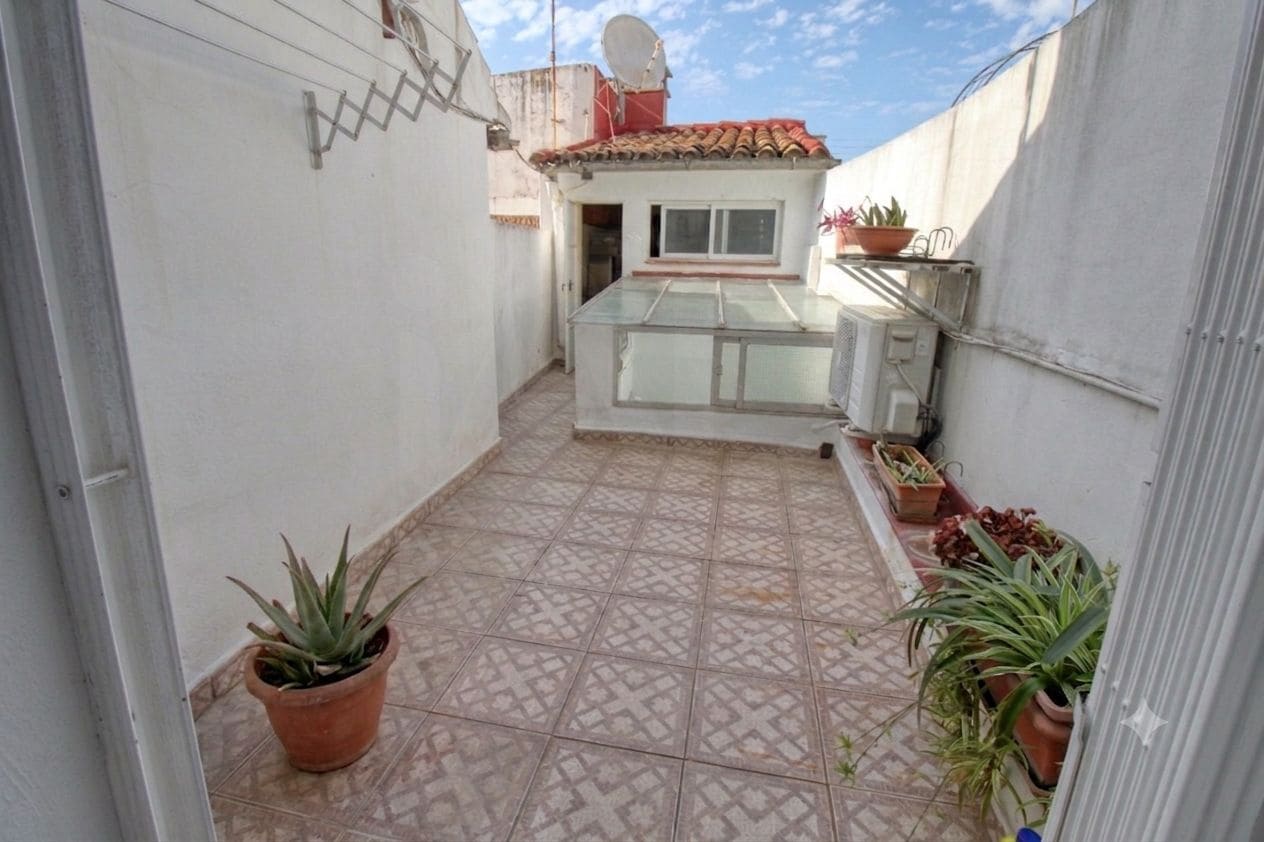 Hus till salu i Oliva - 220 000 € (Ref: 10145693)