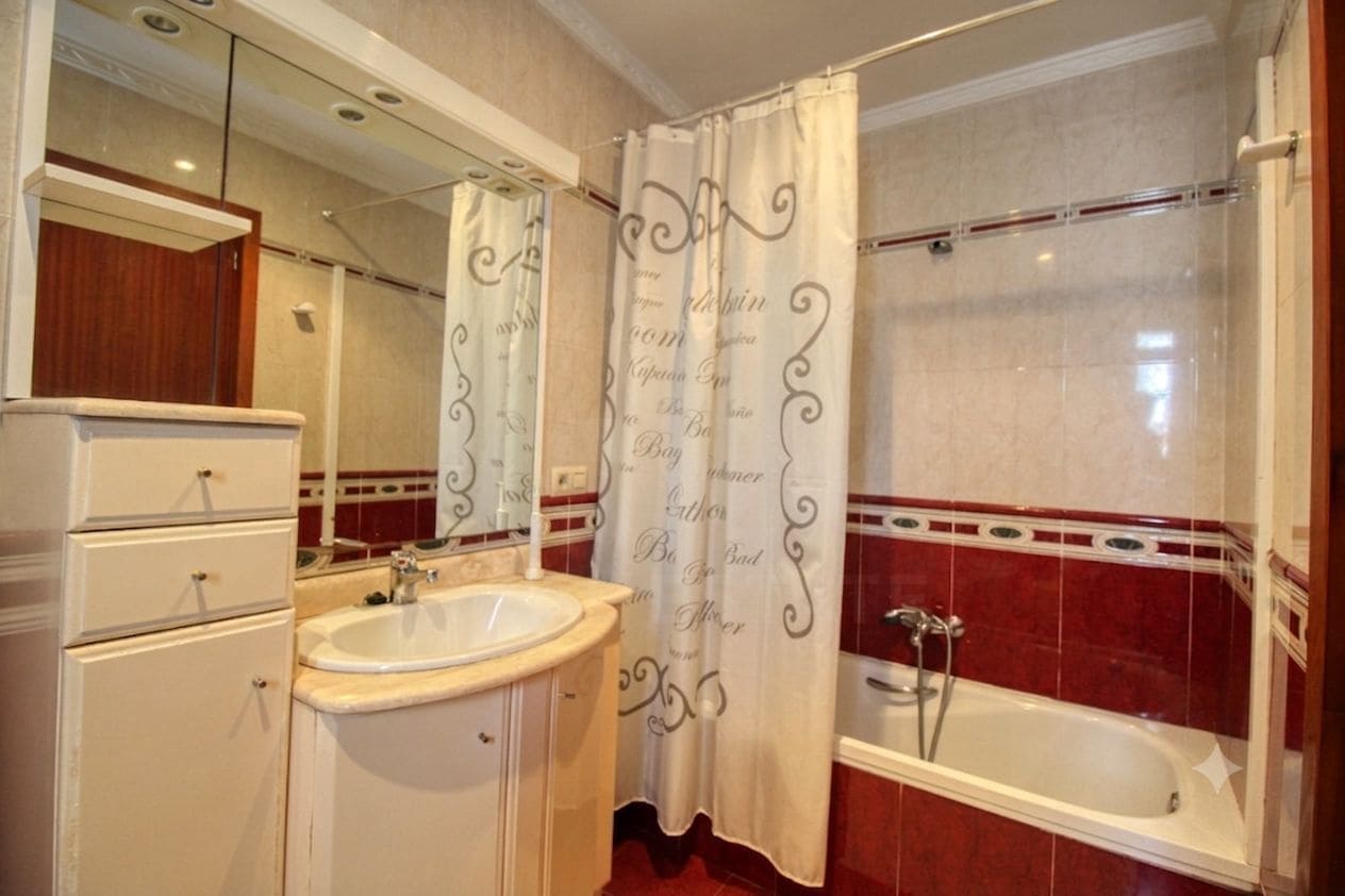Hus till salu i Oliva - 220 000 € (Ref: 10145693)
