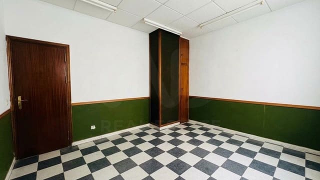 Komercyjne na sprzedaż w Talavera de la Reina - 110 890 € (Ref: 10147945)