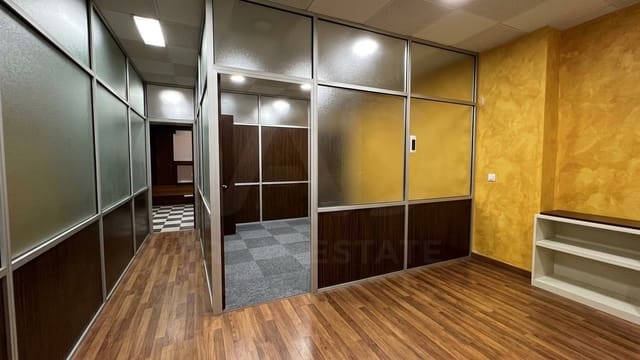 Komercyjne na sprzedaż w Talavera de la Reina - 110 890 € (Ref: 10147945)