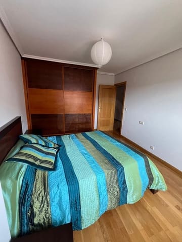 3 slaapkamer Appartement te huur in León stad met garage - € 700 (Ref: 10147946)