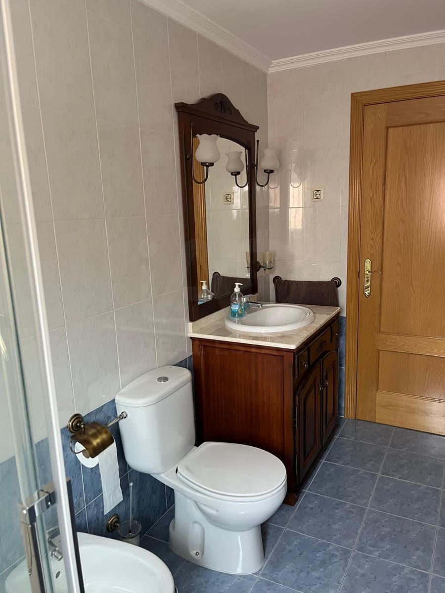 3 camera da letto Appartamento da affittare in Leon citta con garage - 700 € (Rif: 10147946)