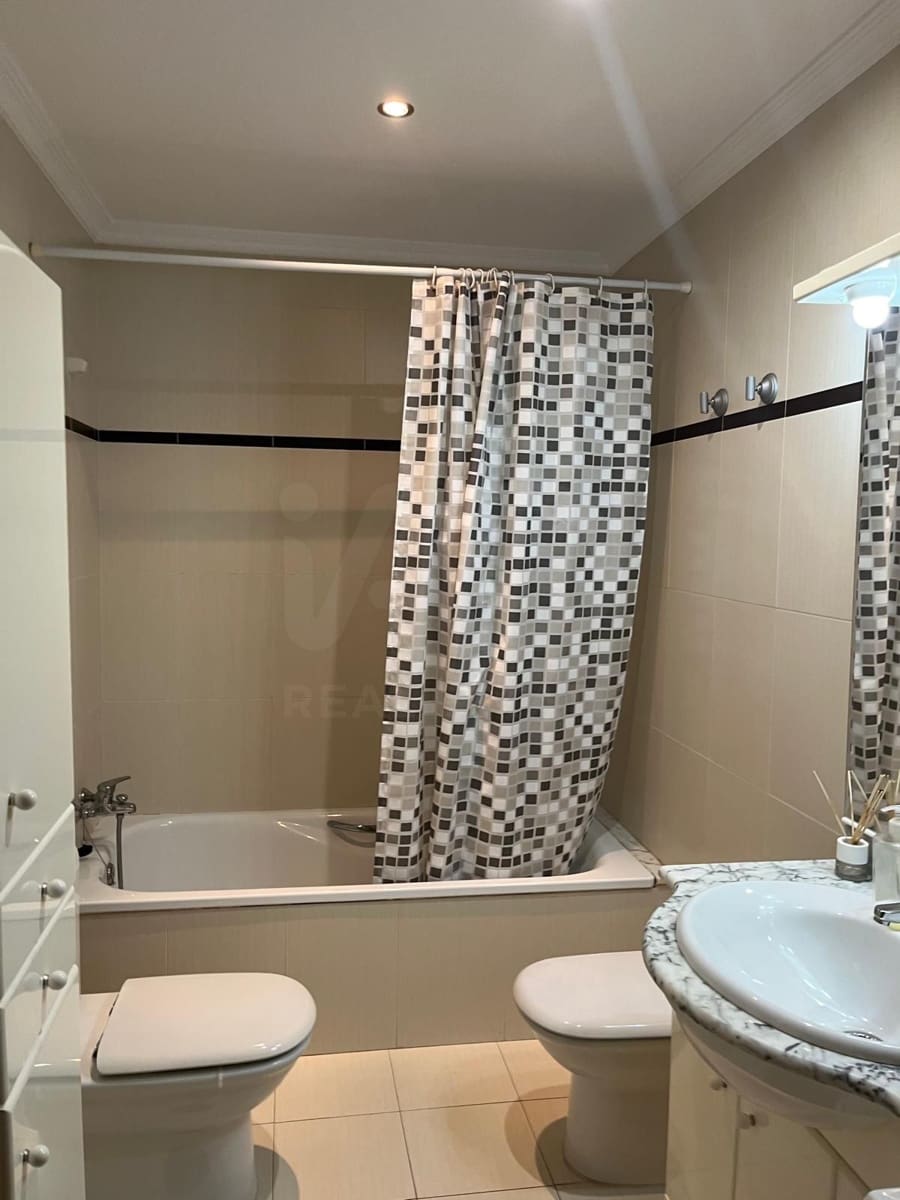 3 camera da letto Appartamento da affittare in Leon citta con garage - 700 € (Rif: 10147946)