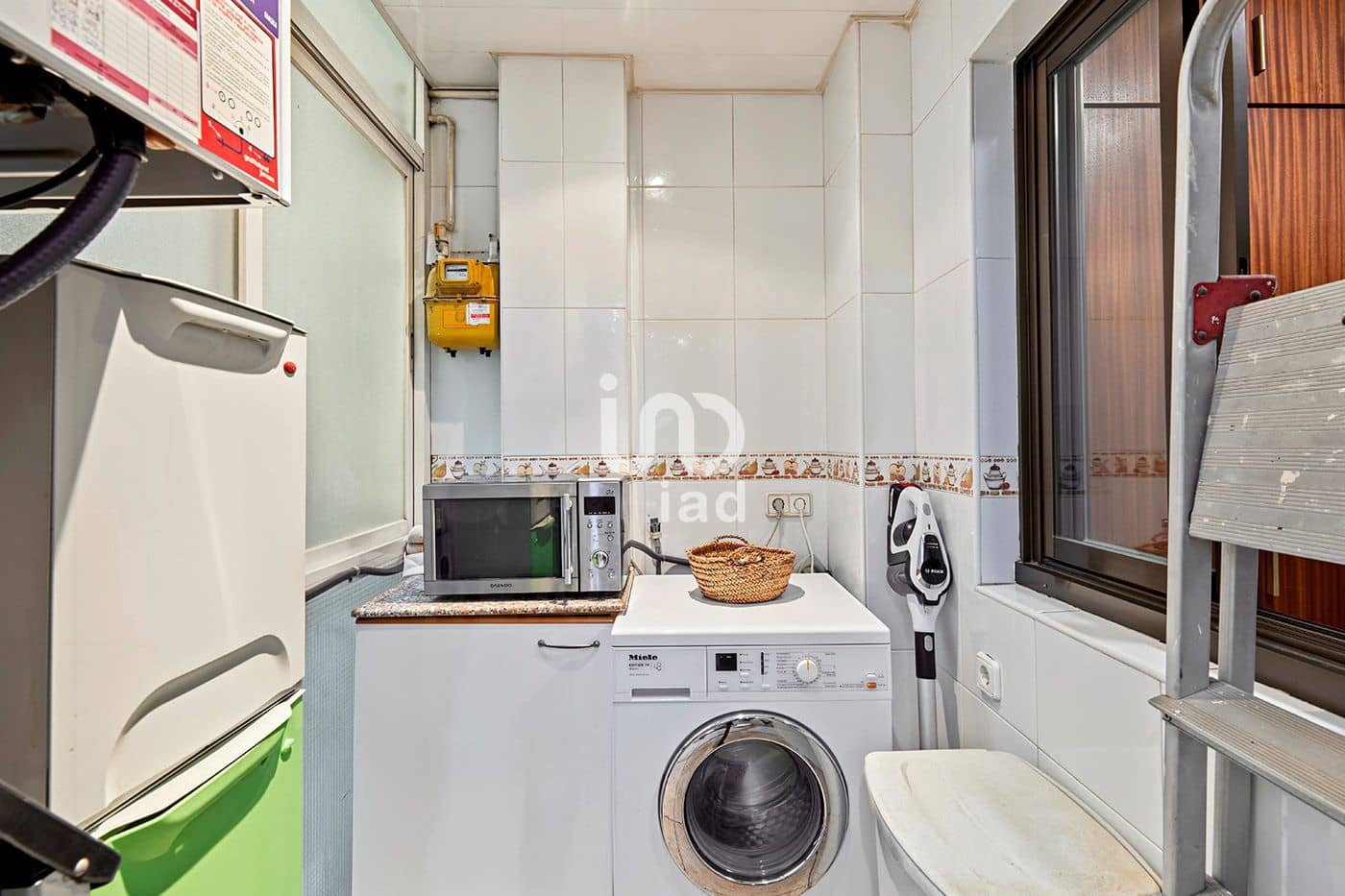 Apartament na sprzedaż w Esplugues de Llobregat - 359 000 € (Ref: 10148030)
