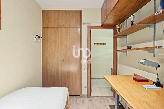 Apartament na sprzedaż w Esplugues de Llobregat - 359 000 € (Ref: 10148030)