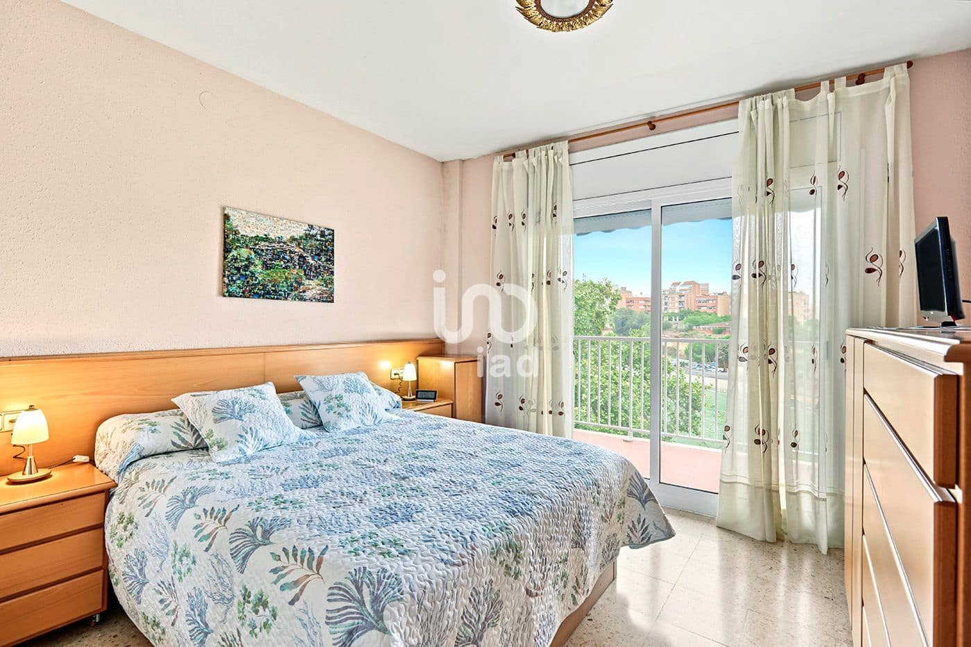 Apartament na sprzedaż w Esplugues de Llobregat - 359 000 € (Ref: 10148030)