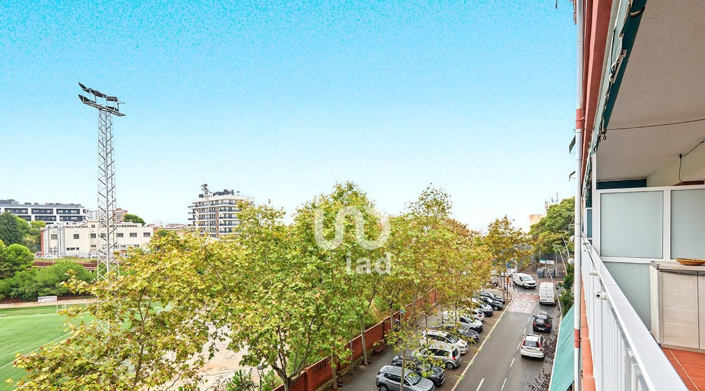 Apartament na sprzedaż w Esplugues de Llobregat - 359 000 € (Ref: 10148030)