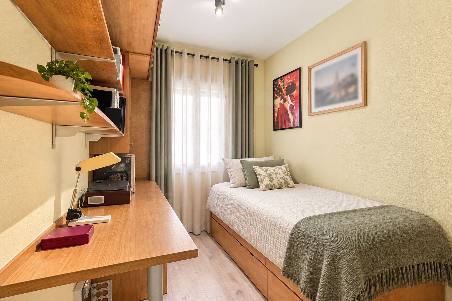 Apartament na sprzedaż w Esplugues de Llobregat - 359 000 € (Ref: 10148030)