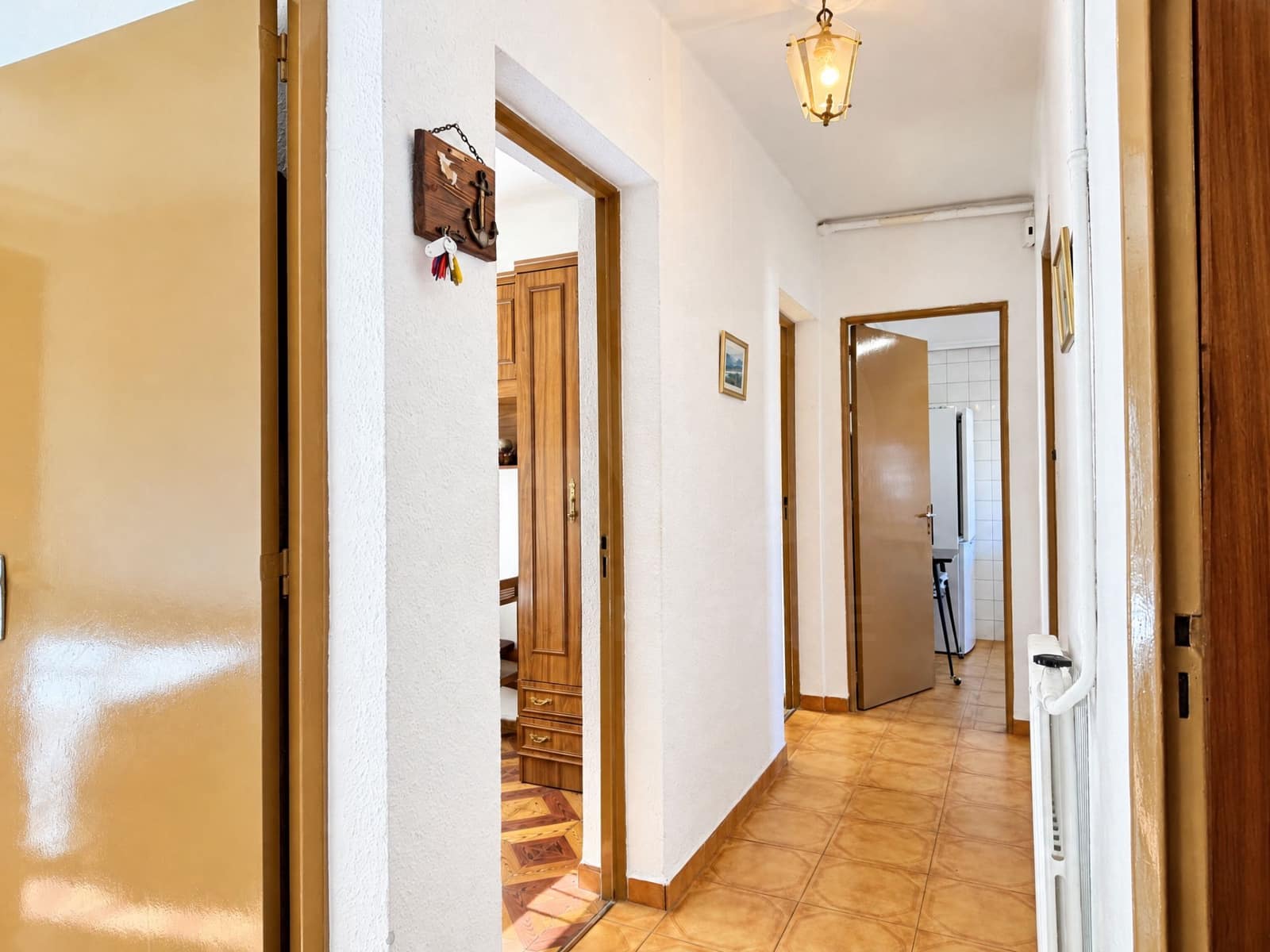 4 makuuhuone Omakotitalo myytävänä paikassa San Andres del Rabanedo mukana 
autotalli - 140 000 € (Ref: 10148034)