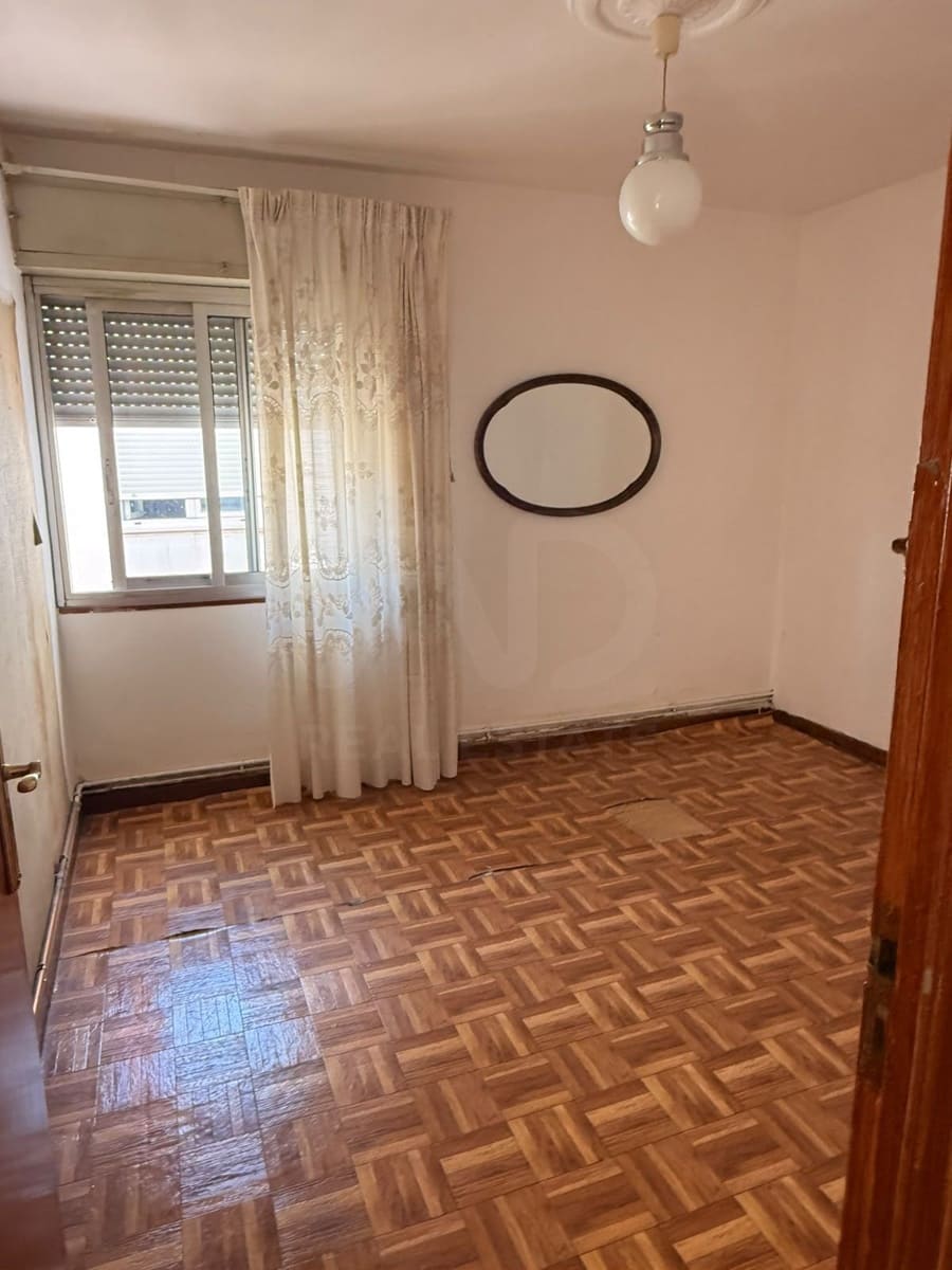3 Zimmer Apartment zu verkaufen in Leon Stadt - 150.000 € (Ref: 10148036)