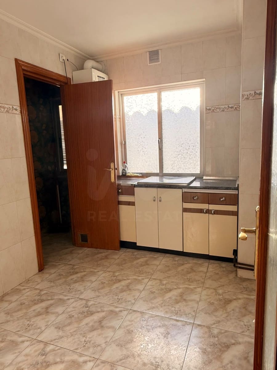 3 Zimmer Apartment zu verkaufen in Leon Stadt - 150.000 € (Ref: 10148036)