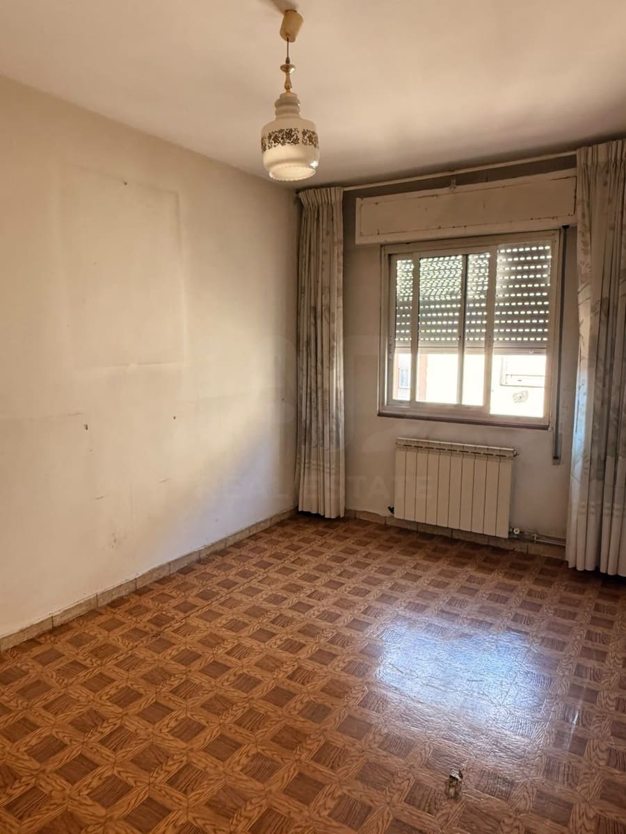 3 Zimmer Apartment zu verkaufen in Leon Stadt - 150.000 € (Ref: 10148036)