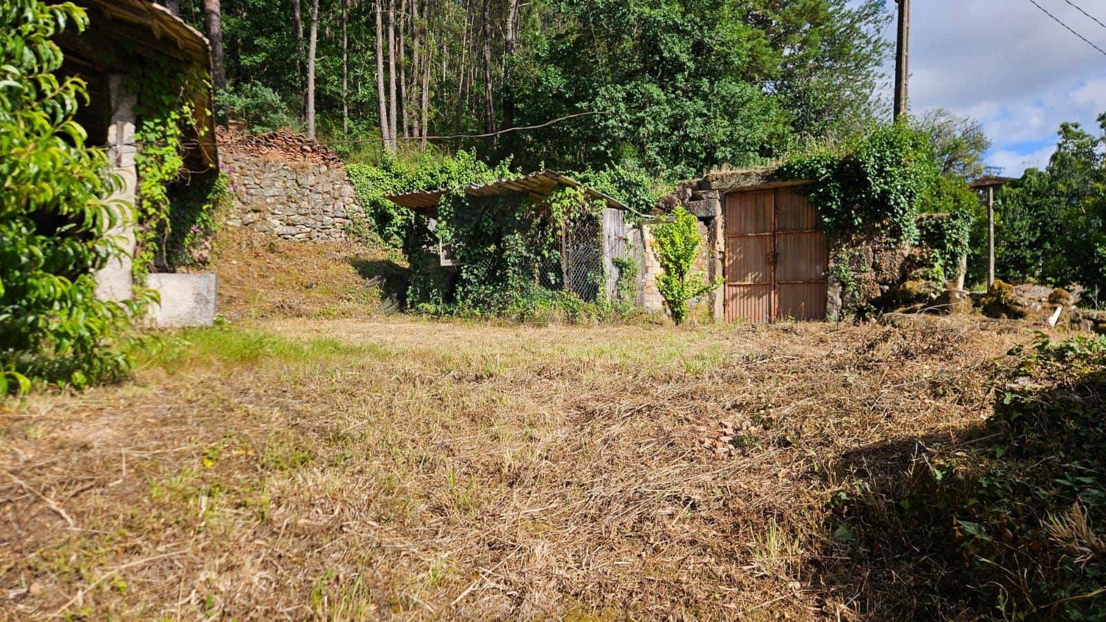 Townhouse for sale in Ponteareas - € 59,000 (Ref: 10148040)