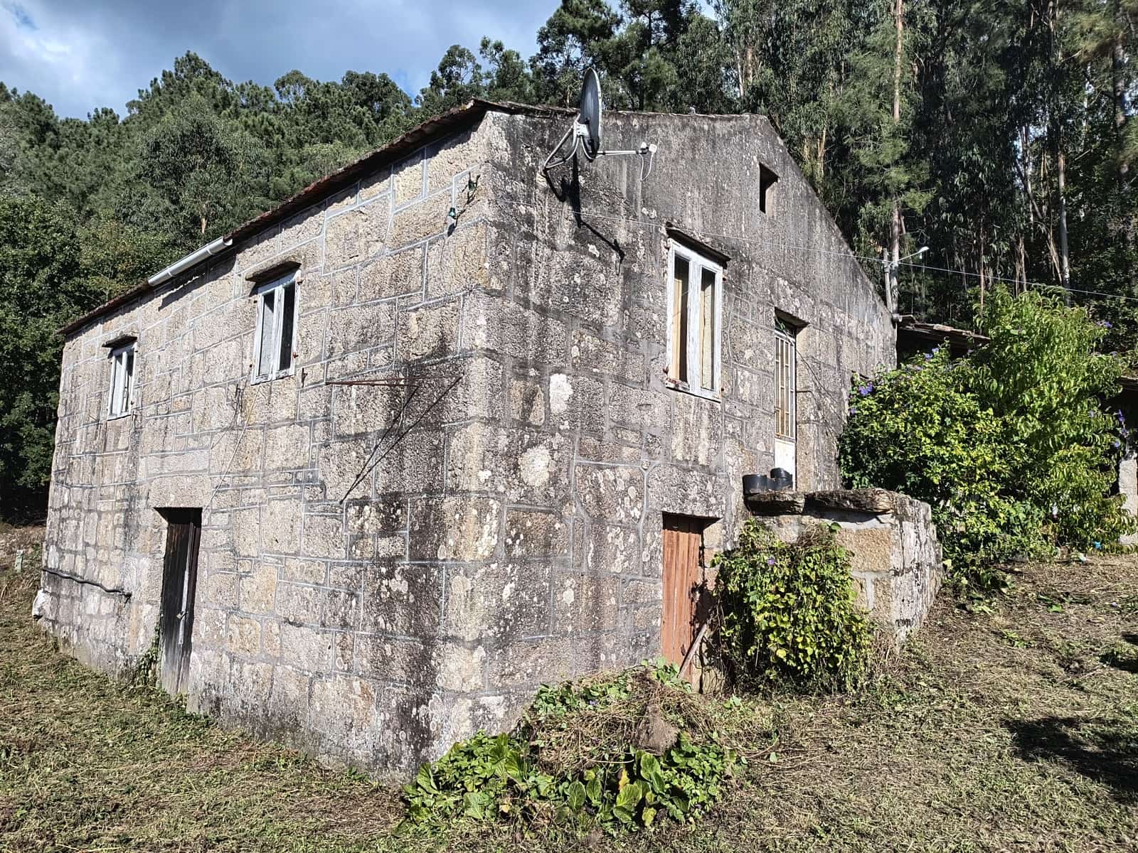 Townhouse for sale in Ponteareas - € 59,000 (Ref: 10148040)
