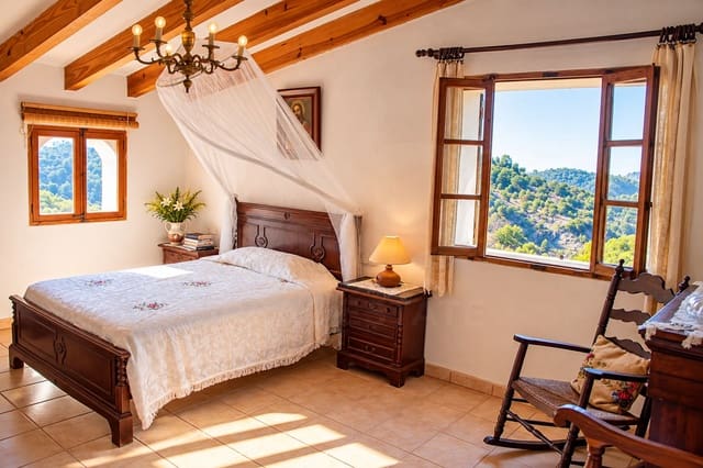 3 bedroom Townhouse for sale in Deià with garage - € 1,355,000 (Ref: 10148223)
