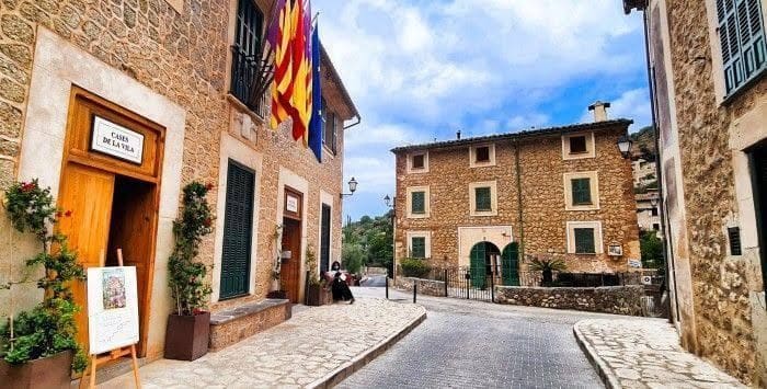 Casa de 3 habitaciones en Deià en venta con garaje - 1.355.000 € (Ref: 10148223)