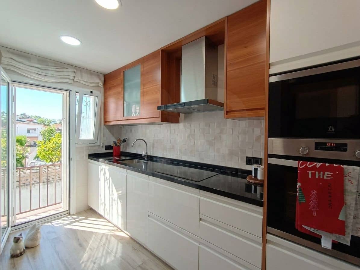4 camera da letto Villetta a Schiera in vendita in Calafell con garage - 330.000 € (Rif: 10148228)