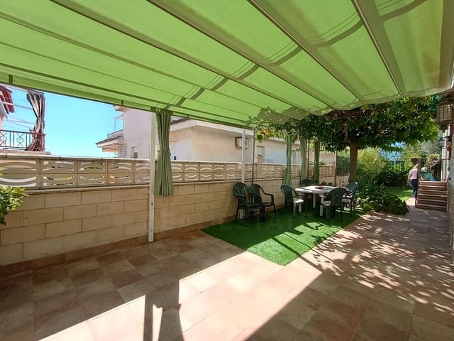 4 camera da letto Villetta a Schiera in vendita in Segur de Calafell, Calafell con garage - 330.000 € (Rif: 10148228)