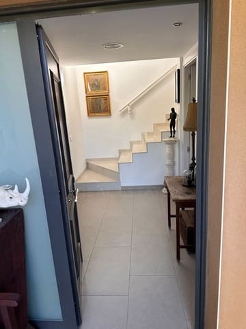 4 sypialnia Dom na sprzedaż w Cunit z basenem garażem - 498 750 € (Ref: 10148229)