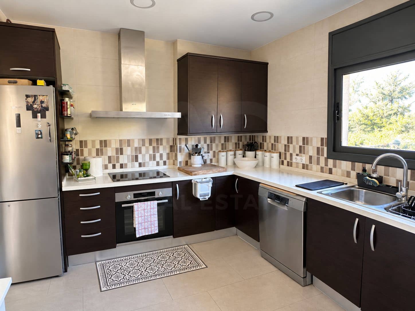 4 sypialnia Dom na sprzedaż w Cunit z basenem garażem - 498 750 € (Ref: 10148229)