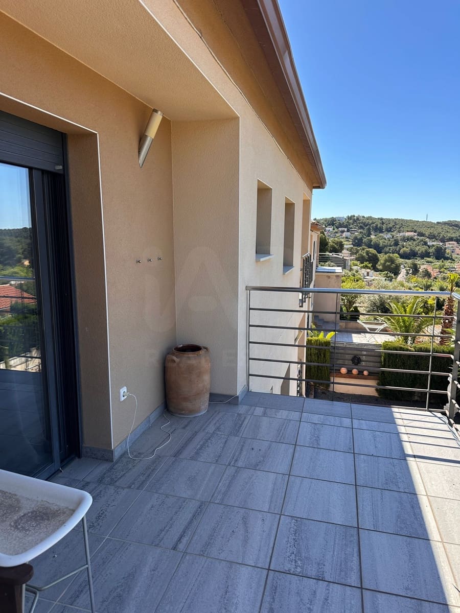 4 sypialnia Dom na sprzedaż w Cunit z basenem garażem - 498 750 € (Ref: 10148229)