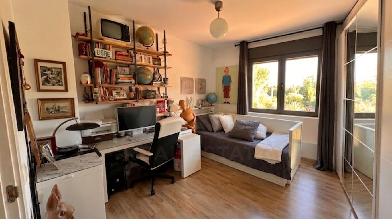 4 sypialnia Dom na sprzedaż w Cunit z basenem garażem - 498 750 € (Ref: 10148229)