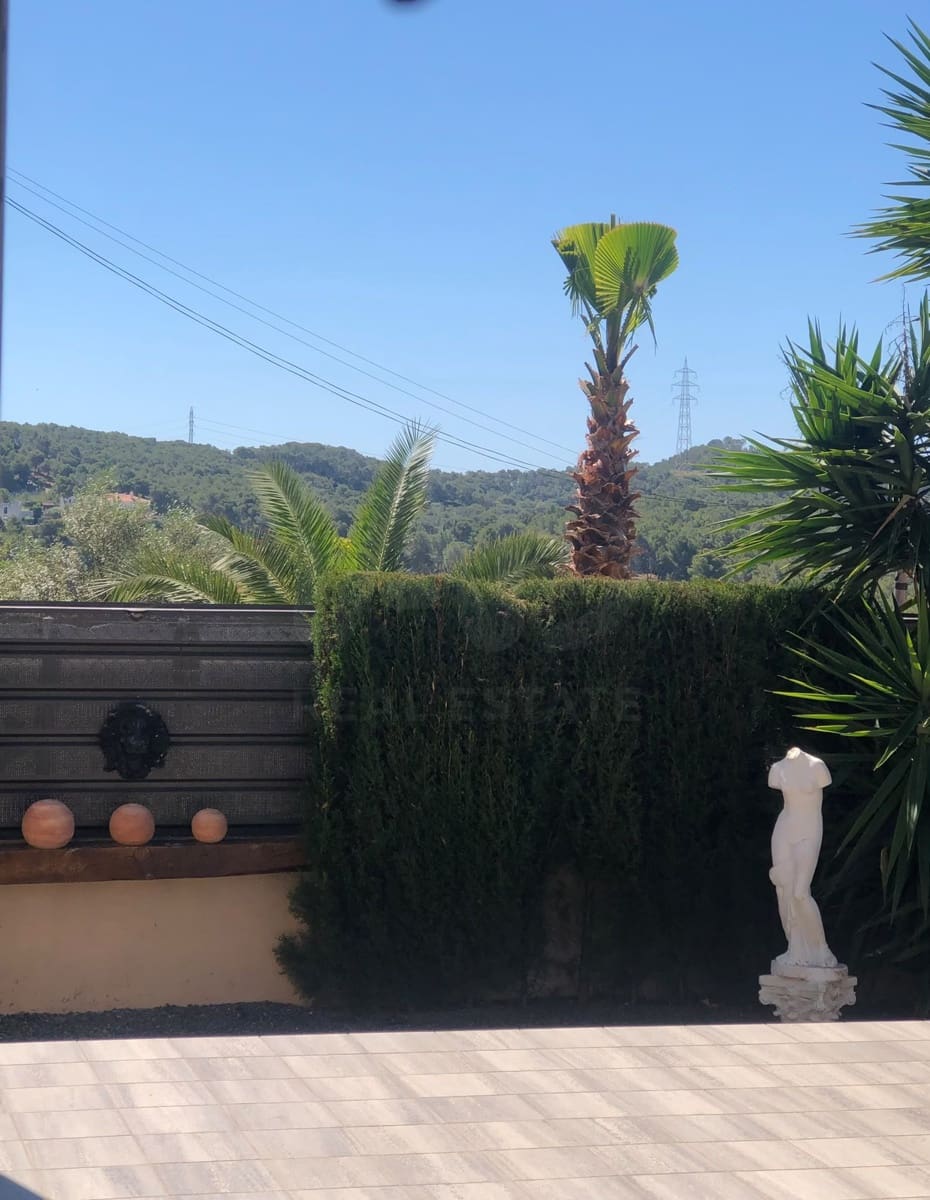 4 sypialnia Dom na sprzedaż w Cunit z basenem garażem - 498 750 € (Ref: 10148229)