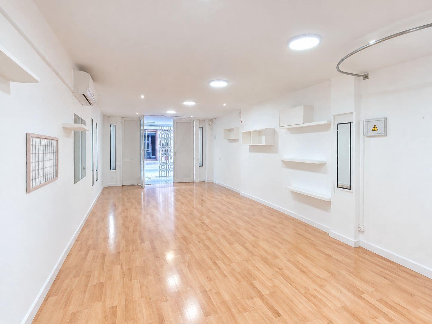 Commercial for rent in Cunit - € 650 (Ref: 10148235)