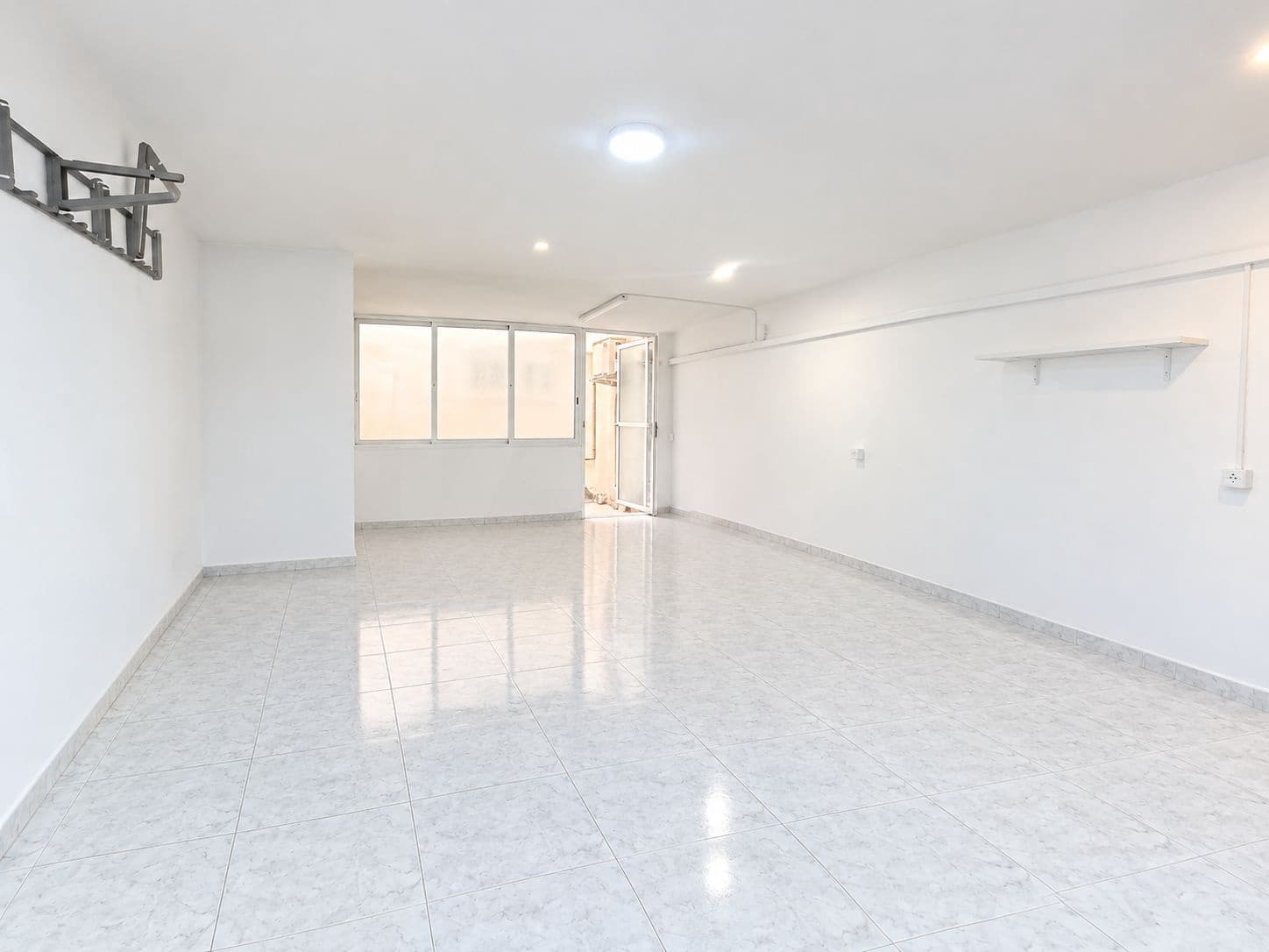 Commercial for rent in Cunit - € 650 (Ref: 10148235)