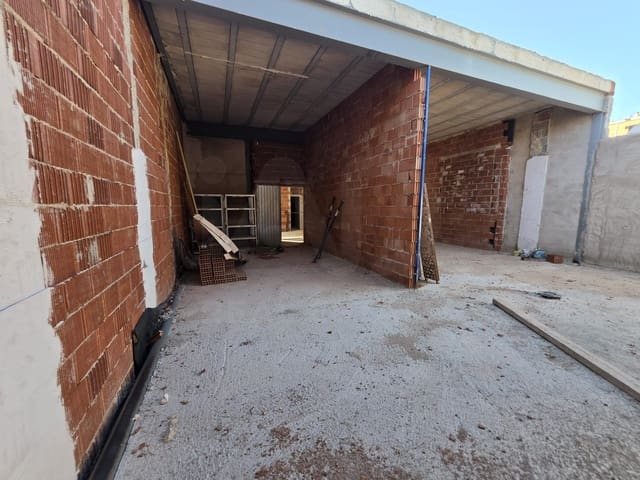 4 makuuhuone Kaupallinen myytävänä paikassa Puente Tocinos, Murcia kaupunki - 124 900 € (Ref: 10148236)