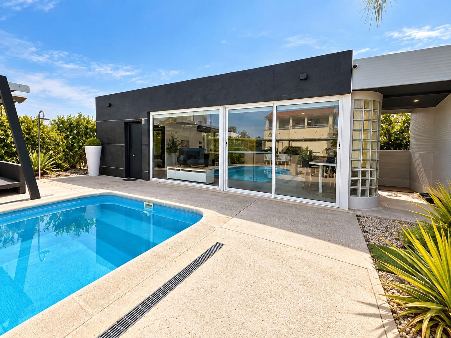 4 quarto Casa em Banda para venda em Beniajan com piscina - 493 000 € (Ref: 10148816)