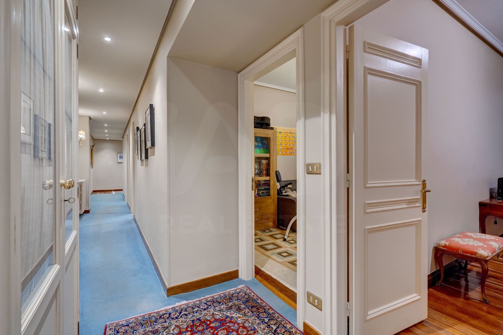 5 bedroom Apartment for sale in Bilbao with garage - € 1,100,000 (Ref: 10148820)