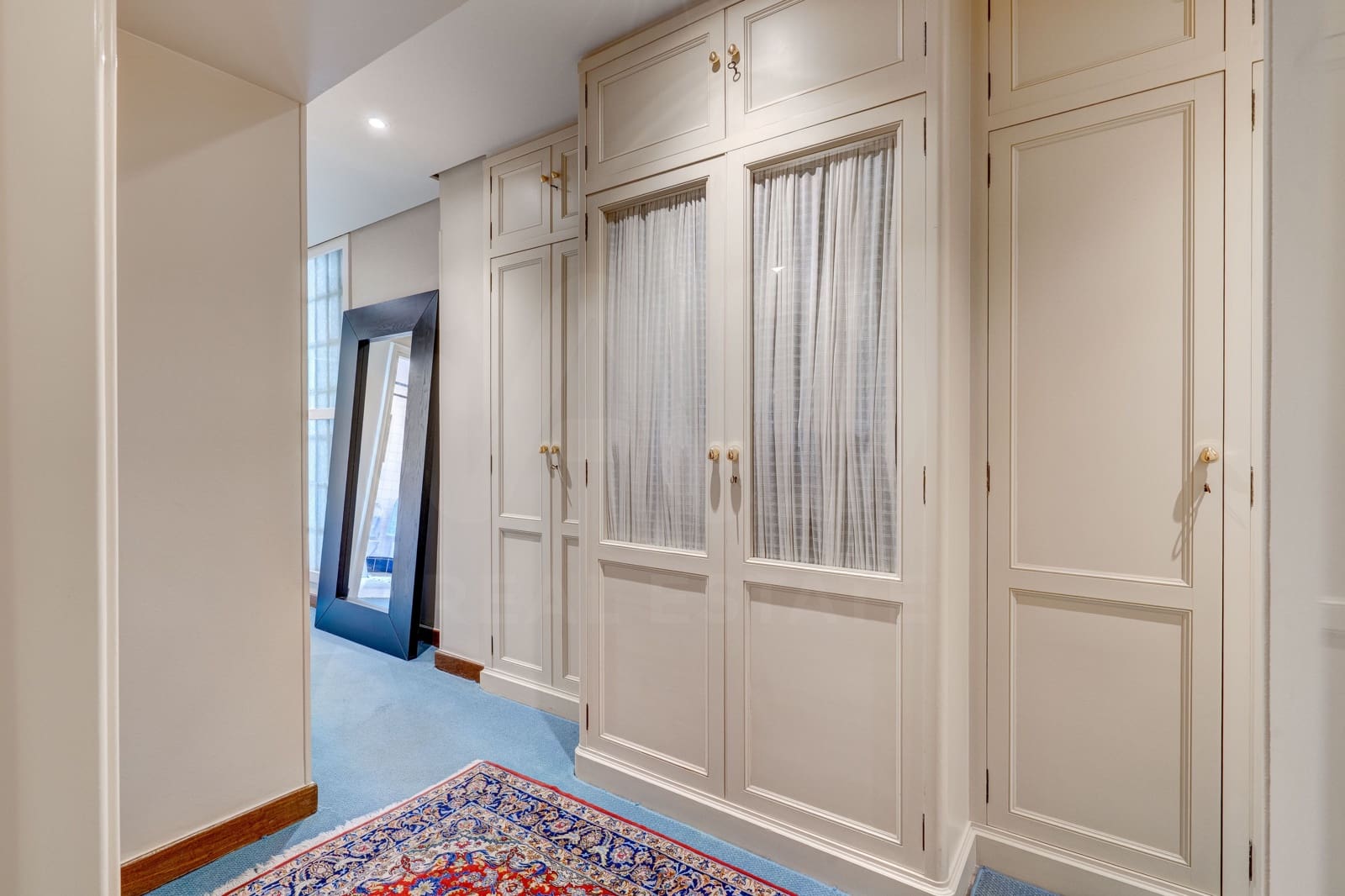 5 bedroom Apartment for sale in Bilbao with garage - € 1,100,000 (Ref: 10148820)