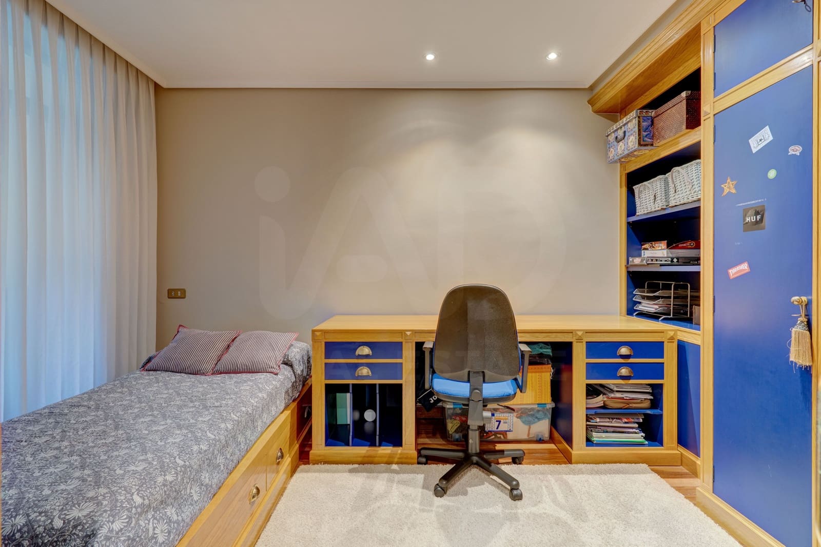 5 bedroom Apartment for sale in Bilbao with garage - € 1,100,000 (Ref: 10148820)