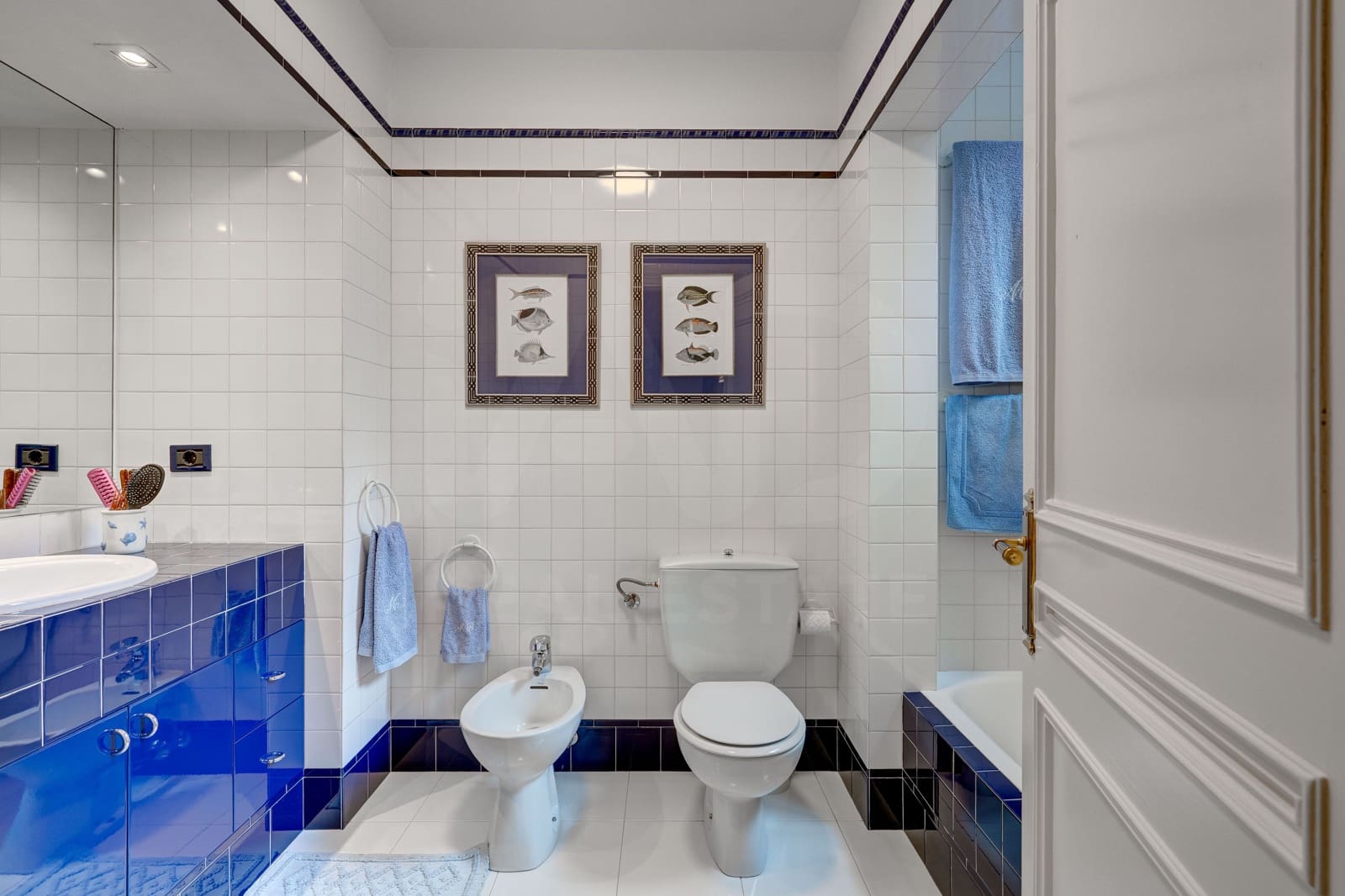 5 bedroom Apartment for sale in Bilbao with garage - € 1,100,000 (Ref: 10148820)