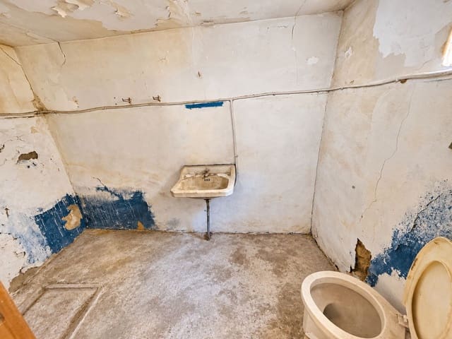 2 slaapkamer Huis te koop in Calasparra - € 29.900 (Ref: 10148821)