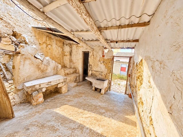 2 slaapkamer Huis te koop in Calasparra - € 29.900 (Ref: 10148821)